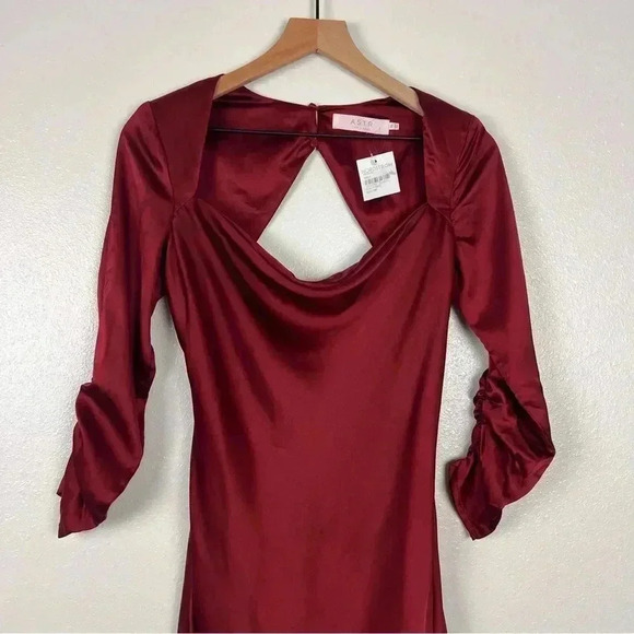 NWT ASTR Gracie Midi Dress - Picture 5 of 10